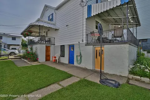 144 E Pine St, Dunmore, PA 18512 photo 36