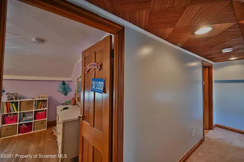 144 E Pine St, Dunmore, PA 18512 photo 26