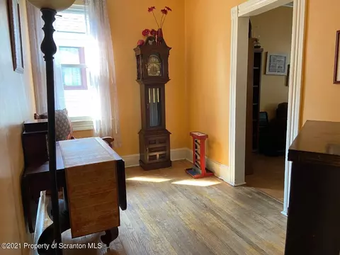 720 Willow St, Scranton, PA 18505 photo 7