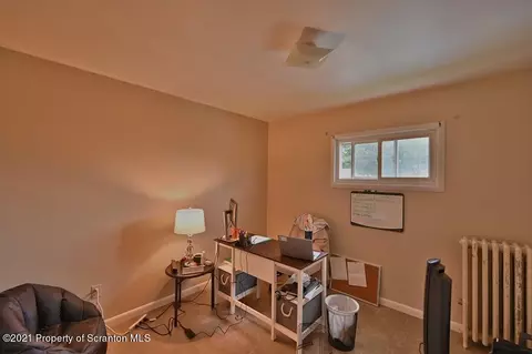171 E Pine St, Dunmore, PA 18512 photo 21