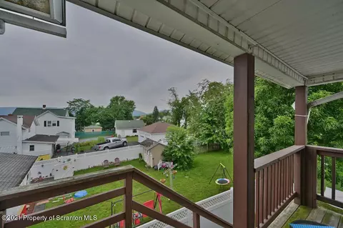 171 E Pine St, Dunmore, PA 18512 photo 19