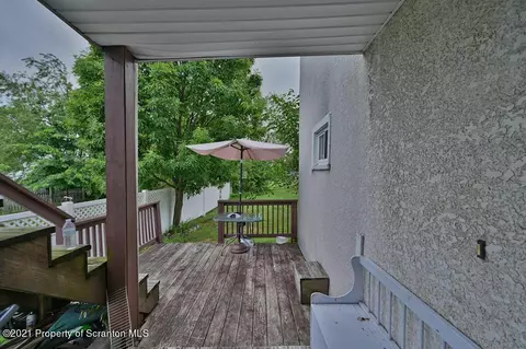 171 E Pine St, Dunmore, PA 18512 photo 34