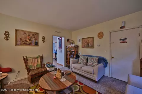 171 E Pine St, Dunmore, PA 18512 photo 25