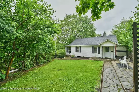 1026 S Webster Ave, Scranton, PA 18505 photo 37