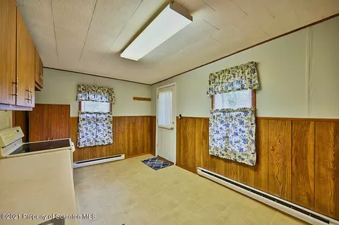 1026 S Webster Ave, Scranton, PA 18505 photo 18