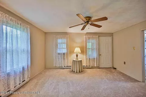 1026 S Webster Ave, Scranton, PA 18505 photo 12