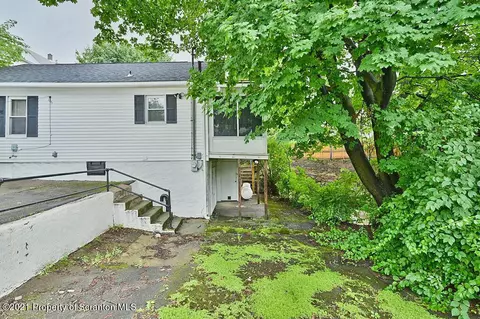 1026 S Webster Ave, Scranton, PA 18505 photo 44