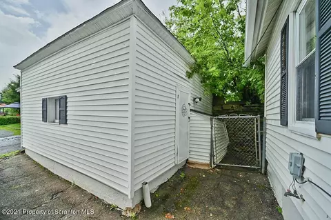 1026 S Webster Ave, Scranton, PA 18505 photo 46