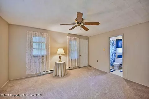 1026 S Webster Ave, Scranton, PA 18505 photo 11