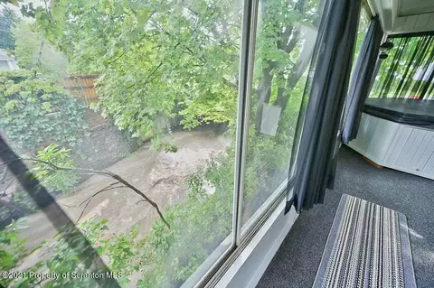1026 S Webster Ave, Scranton, PA 18505 photo 26