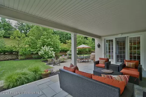 25 Kipling Dr, Moosic, PA 18507 photo 90