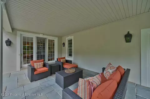 25 Kipling Dr, Moosic, PA 18507 photo 91