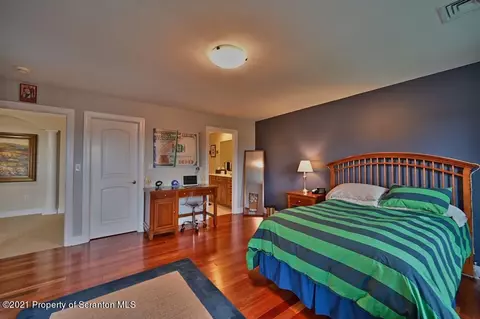 25 Kipling Dr, Moosic, PA 18507 photo 58
