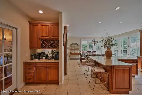 25 Kipling Dr, Moosic, PA 18507 photo 26