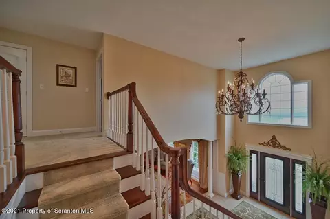 25 Kipling Dr, Moosic, PA 18507 photo 45