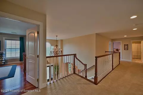 25 Kipling Dr, Moosic, PA 18507 photo 47