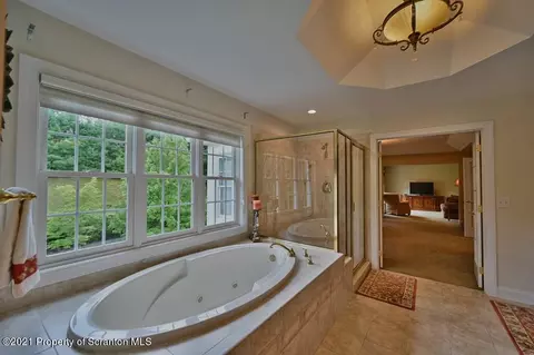 25 Kipling Dr, Moosic, PA 18507 photo 54