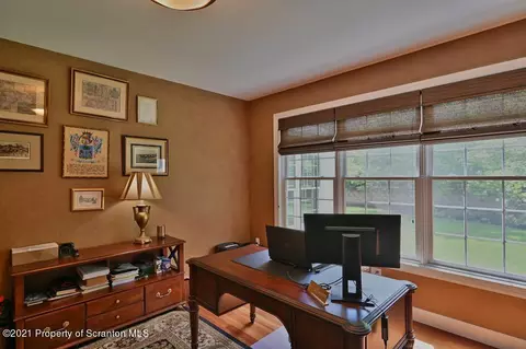 25 Kipling Dr, Moosic, PA 18507 photo 40