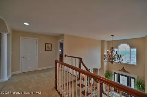 25 Kipling Dr, Moosic, PA 18507 photo 48