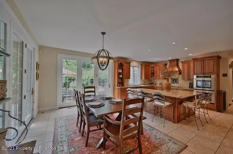 25 Kipling Dr, Moosic, PA 18507 photo 30