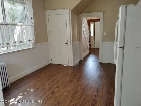704 Fallon St, Old Forge, PA 18518 photo 8
