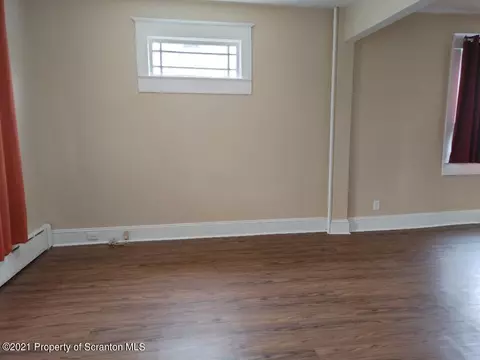 704 Fallon St, Old Forge, PA 18518 photo 5