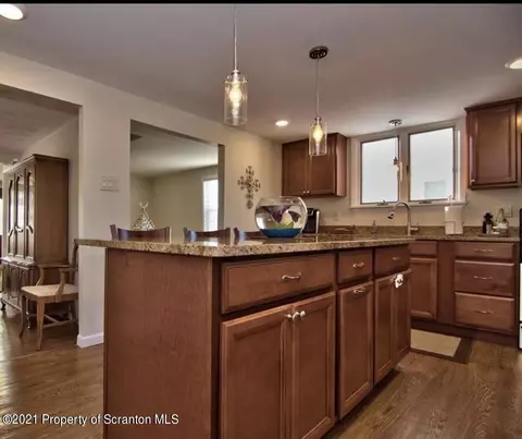 407 W Mary St, Old Forge, PA 18518 photo 12