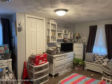 407 W Mary St, Old Forge, PA 18518 photo 18