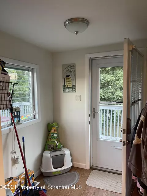 407 W Mary St, Old Forge, PA 18518 photo 14