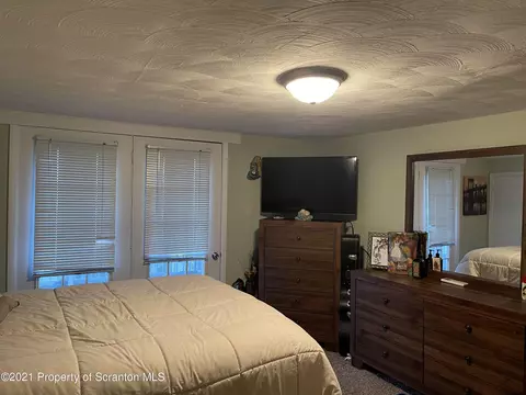 407 W Mary St, Old Forge, PA 18518 photo 23