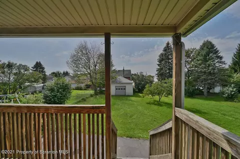 643 E Grant St, Olyphant, PA 18447 photo 40