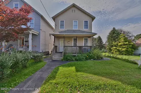 643 E Grant St, Olyphant, PA 18447 photo 1