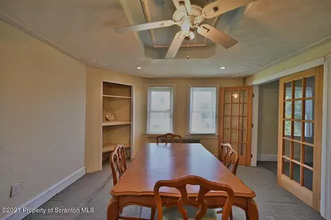 643 E Grant St, Olyphant, PA 18447 photo 11