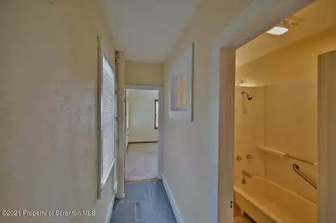 643 E Grant St, Olyphant, PA 18447 photo 34