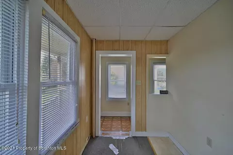 643 E Grant St, Olyphant, PA 18447 photo 20
