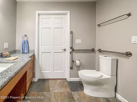 104 5th St, Mayfield, PA 18433 photo 18