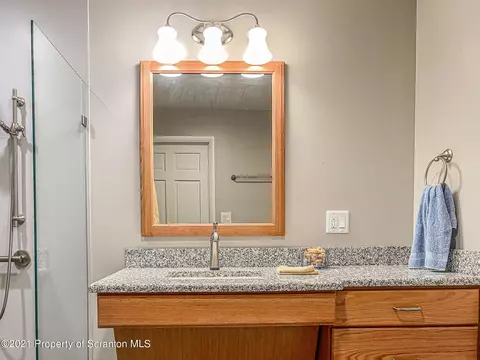 104 5th St, Mayfield, PA 18433 photo 16
