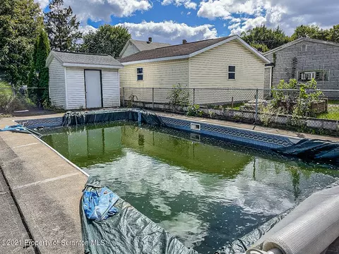 104 5th St, Mayfield, PA 18433 photo 39