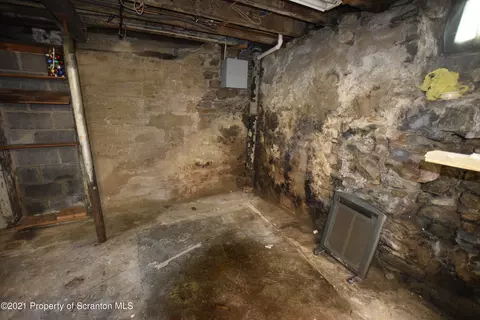 548 3rd Ave Regan Pl, Scranton, PA 18505 photo 92