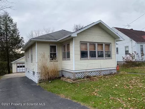 86 James St, Shavertown, PA 18708 photo 1