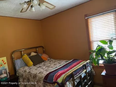 86 James St, Shavertown, PA 18708 photo 9