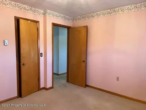247 Nancy Dr, Scranton, PA 18505 photo 19