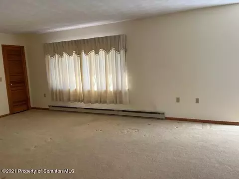 247 Nancy Dr, Scranton, PA 18505 photo 8