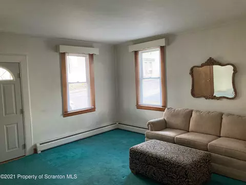 730 E Drinker St, Dunmore, PA 18512 photo 7
