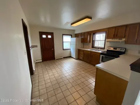 23 E Mountain Rd, Scranton, PA 18505 photo 17