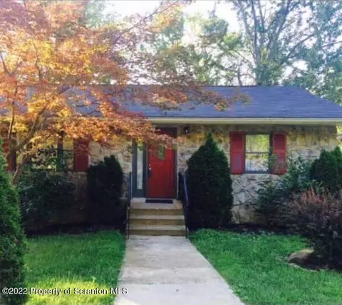23 E Mountain Rd, Scranton, PA 18505 photo 2