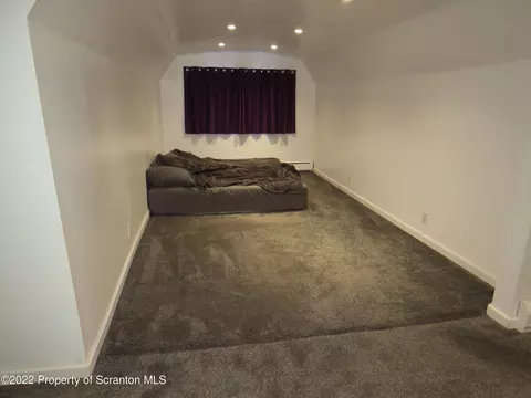 830 Coxton, Duryea, PA 18642 photo 12