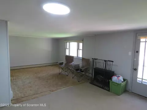 830 Coxton, Duryea, PA 18642 photo 6