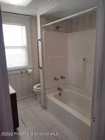 418 N Main St, Simpson, PA 18407 photo 12
