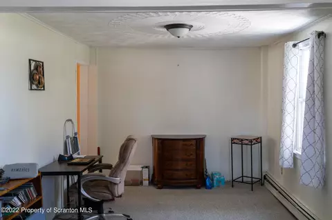 504 E Drinker St, Dunmore, PA 18512 photo 14
